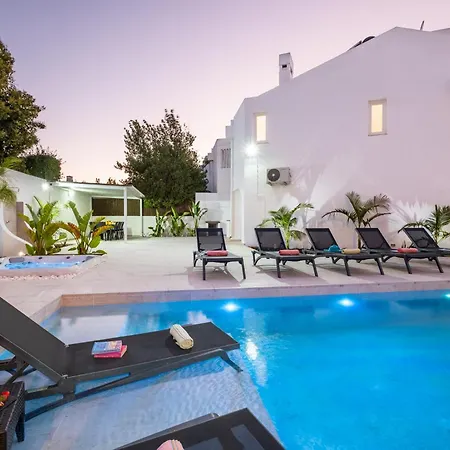 Paradisius - Moradia Moderna Com Piscina Aquecivel E Bbq -