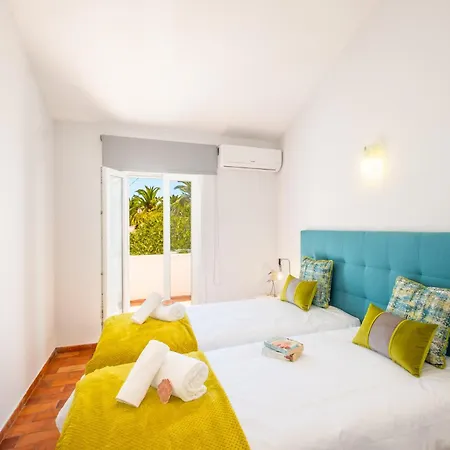 Paradisius - Moradia Moderna Com Piscina Aquecivel E Bbq - Αλμπουφέιρα
