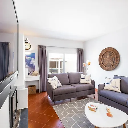 Paradisius - Moradia Moderna Com Piscina Aquecivel E Bbq -
